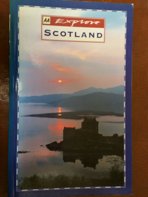 Book: AA Explore Scotland Book: AA Explore Scotland. Full of suggestions of where to visit and full of colour pictures.